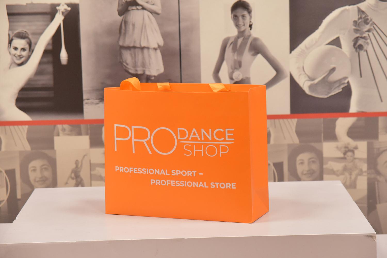 Фотографии с Международного турнира по художественной гимнастике «ALEM CUP»