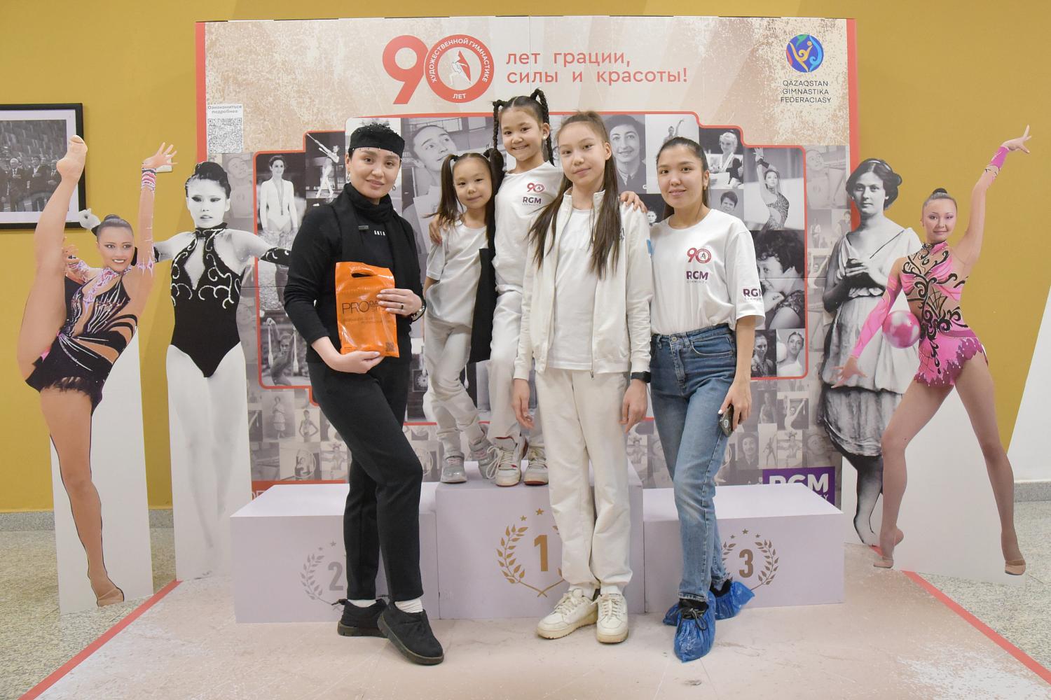 Фотографии с Международного турнира по художественной гимнастике «ALEM CUP»